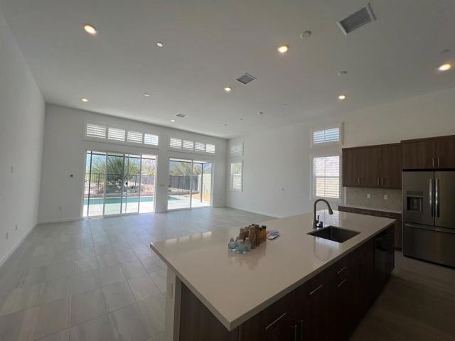 103 Mustang Lane, Palm Springs CA: https://media.crmls.org/mediaz/4bc6030a-4ba9-45d0-89e4-97802c572933.jpg