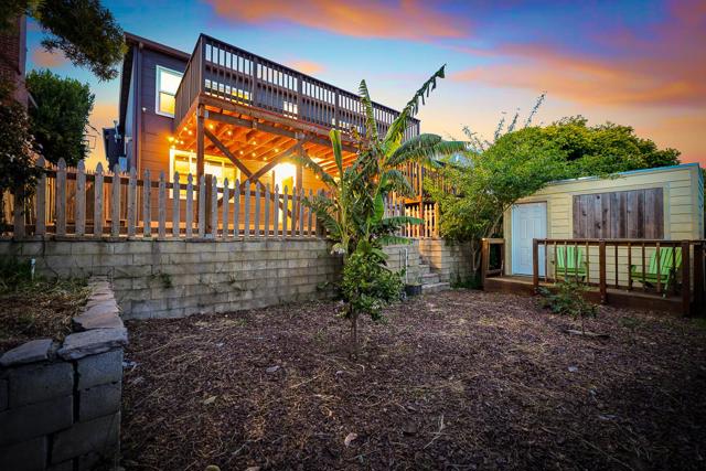 114 Garden Lane, Daly City CA: https://media.crmls.org/mediaz/4bc678be-dce6-426e-a75a-8206f5f87009.jpg