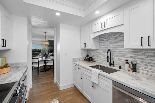 4732 Iroquois Ave, San Diego CA: https://media.crmls.org/mediaz/4bc68aed-603b-414e-b04a-68b2abb67c9c.jpg