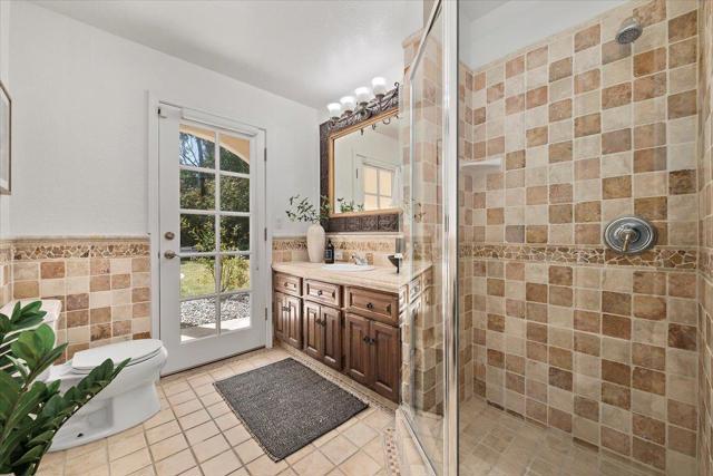 17274 Verdes Robles, Los Gatos CA: https://media.crmls.org/mediaz/4bc74b2c-80e4-4331-b599-706e2b7ccc12.jpg