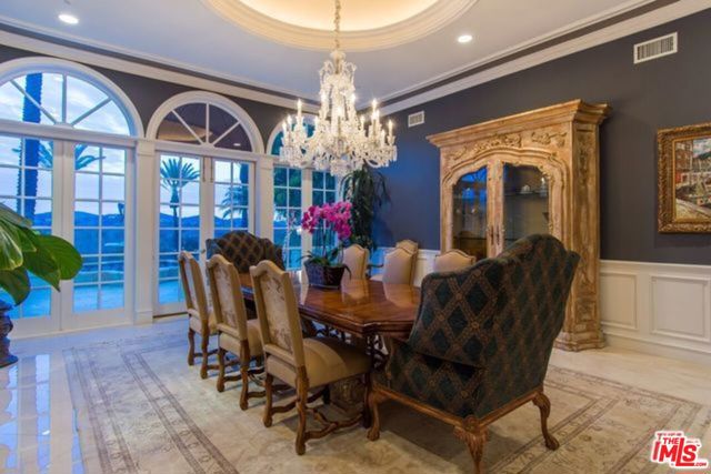 3855 BRUNSTON Court, Westlake Village CA: https://media.crmls.org/mediaz/4bc76a3f-cdfd-4e71-ac1f-aa2d7d321332.jpg