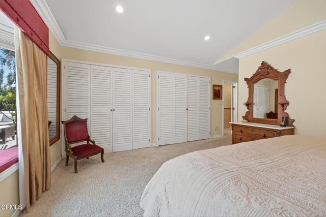 332 Carol Drive, Ventura CA: https://media.crmls.org/mediaz/4bc80a3e-9319-47d7-9117-8b6ee846bd29.jpg