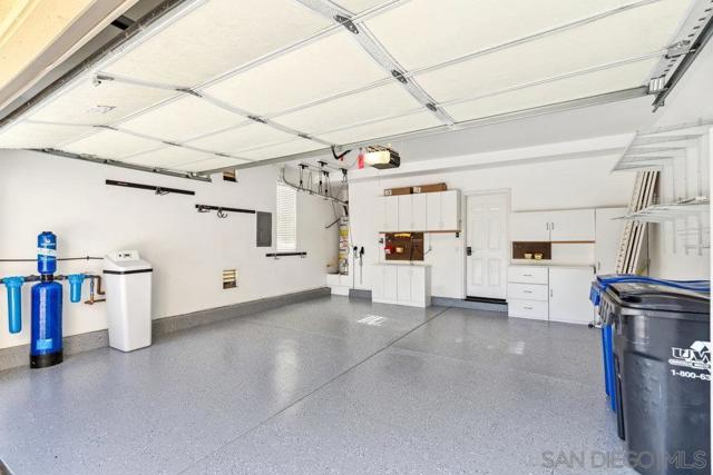 2793 Matera Ln, San Diego CA: https://media.crmls.org/mediaz/4bc8702f-fbd3-40be-bb4d-1923b32beccb.jpg