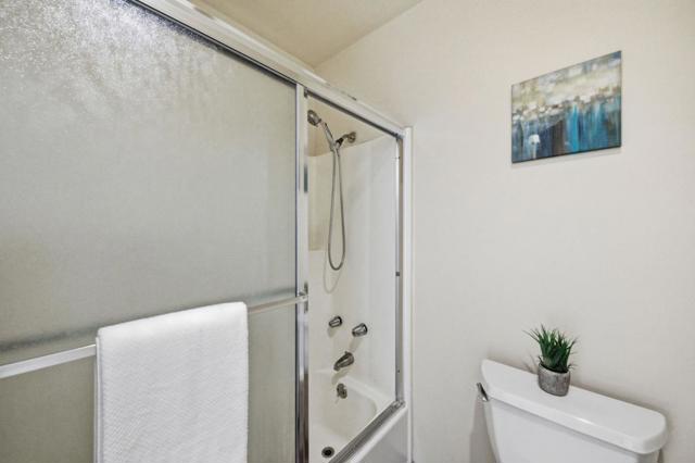 55 Saint James Court, Daly City CA: https://media.crmls.org/mediaz/4bc94dea-3ac8-4151-a662-8f4496db7cf3.jpg