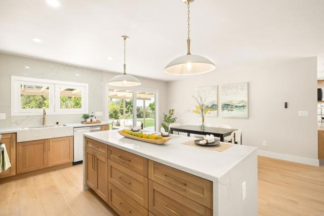 Detail Gallery Image 16 of 34 For 5266 Diane Ave, San Diego,  CA 92117 - 3 Beds | 2 Baths