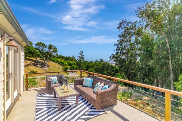411 Hecker Pass Road, Watsonville CA: https://media.crmls.org/mediaz/4bc98f3e-0930-453e-a3c1-732ce8ce988a.jpg