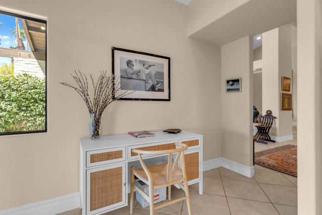 207 Bouquet Canyon Drive, Palm Desert, CA 92211