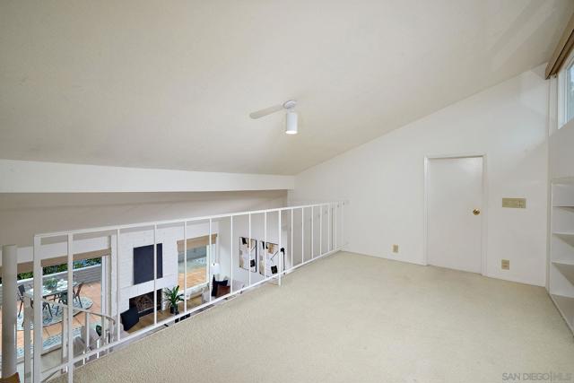 2162 Caminito Circulo Sur, La Jolla CA: https://media.crmls.org/mediaz/4bcb7fb6-a16b-4e9b-8eae-0df9a2a3e8d8.jpg