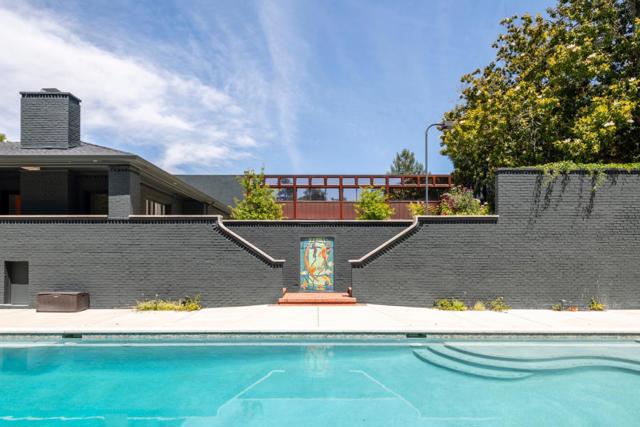 12 Las Aromas, Orinda CA: https://media.crmls.org/mediaz/4bcc8f75-8a76-48bd-8542-b25a606abf3a.jpg