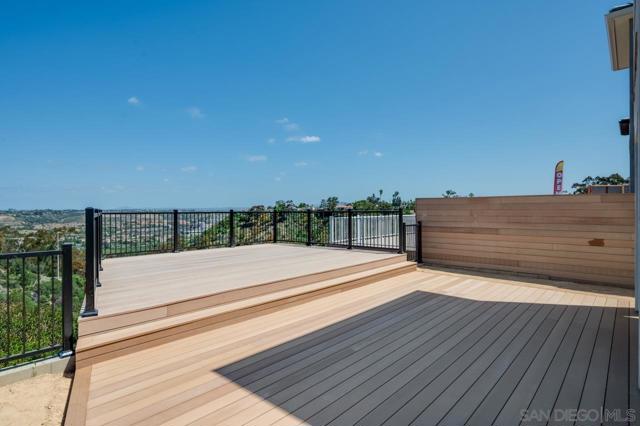 2936 Copley Ave, San Diego CA: https://media.crmls.org/mediaz/4bccce60-ce7c-4dca-aa31-e33f08d55edd.jpg