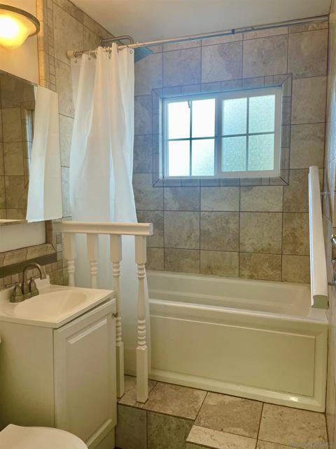 4985 89 Narragansett Ave, San Diego CA: https://media.crmls.org/mediaz/4bcd11a9-ba46-4921-b1df-445be321ba3b.jpg