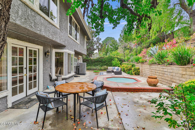 29153 Oakpath Drive, Agoura Hills CA: https://media.crmls.org/mediaz/4bcd2b30-7b73-49c9-af37-700dfff30713.jpg
