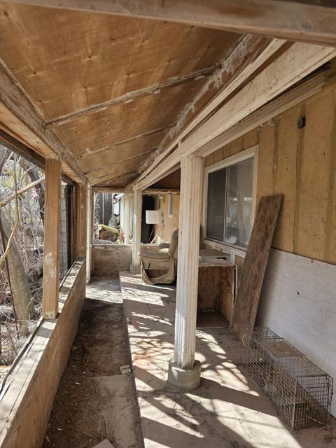 9563 &9561 Aisle Of Palms, Bombay Beach CA: https://media.crmls.org/mediaz/4bcf2345-812f-4c10-91d2-bad6b9a4b068.jpg