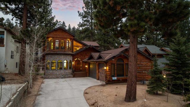 1215 Wolf Creek Court, Big Bear CA: https://media.crmls.org/mediaz/4bcf8ba2-995e-4cb1-a633-df5722468ca8.jpg