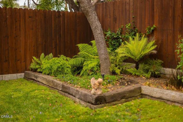 33 Alhambra Avenue, Ventura CA: https://media.crmls.org/mediaz/4bcffa1a-52be-4b83-923b-f9f38df98ad0.jpg