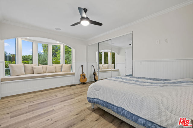 8944 Enfield Avenue, Sherwood Forest CA: https://media.crmls.org/mediaz/4bd1461a-6ae6-4c28-b1a5-ff77d3f911f3.jpg