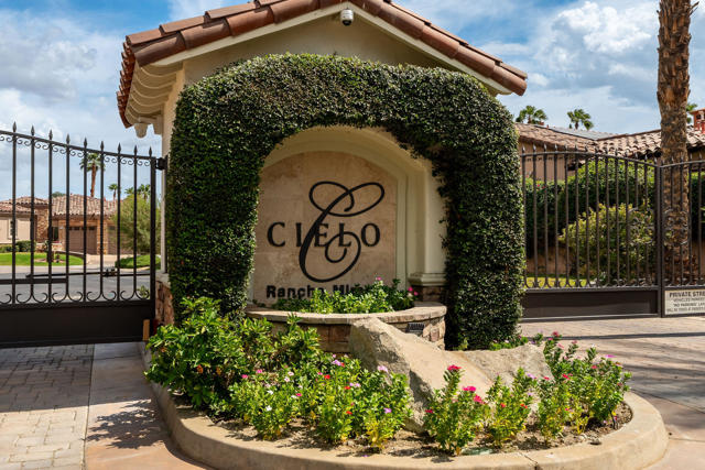 10 Porto Cielo Court, Rancho Mirage, CA 92270