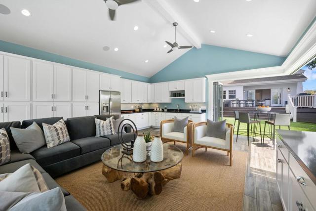 1224 Edgehill Drive, Burlingame CA: https://media.crmls.org/mediaz/4bd21bea-d5eb-48ec-a055-66b4921616c0.jpg