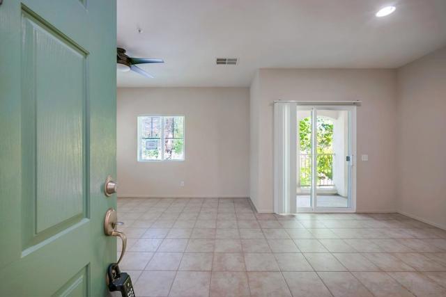 26374 Arboretum Way, Murrieta CA: https://media.crmls.org/mediaz/4bd22165-b2cd-4019-9698-03ce886dc6e7.jpg
