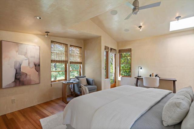 705 University Avenue, Los Altos CA: https://media.crmls.org/mediaz/4bd3fa1b-8b1f-493c-82a7-225f063b014a.jpg