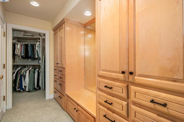 3029 Alburni Ct, Pleasanton CA: https://media.crmls.org/mediaz/4bd3fc5a-0b56-4302-8b05-803b3d1d3d04.jpg