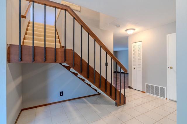 985 Big Bend Drive, Pacifica CA: https://media.crmls.org/mediaz/4bd5851c-091c-4190-b0c5-44850acc7036.jpg