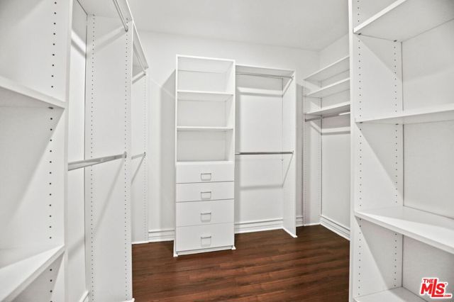 1500 Purdue, Los Angeles CA: https://media.crmls.org/mediaz/4bd5a6e9-4439-46d3-99bd-0ba71dfcd708.jpg