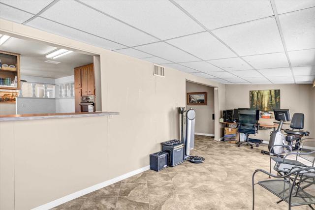 Detail Gallery Image 9 of 38 For 8301 Beaver Lake Dr, San Diego,  CA 92119 - 3 Beds | 2 Baths