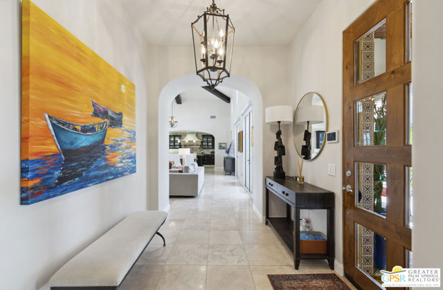 27 Cassis Circle, Rancho Mirage CA: https://media.crmls.org/mediaz/4bd5c4a4-442e-4117-aefd-d8dd23962f3d.jpg