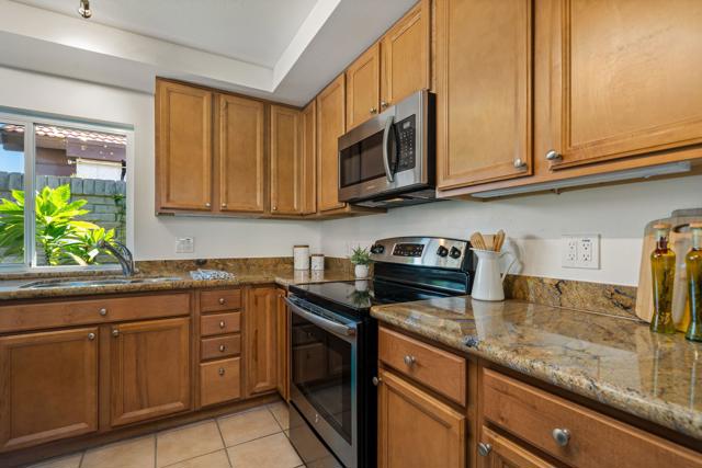 2488 Miramonte Circle W #C, Palm Springs, CA 92264