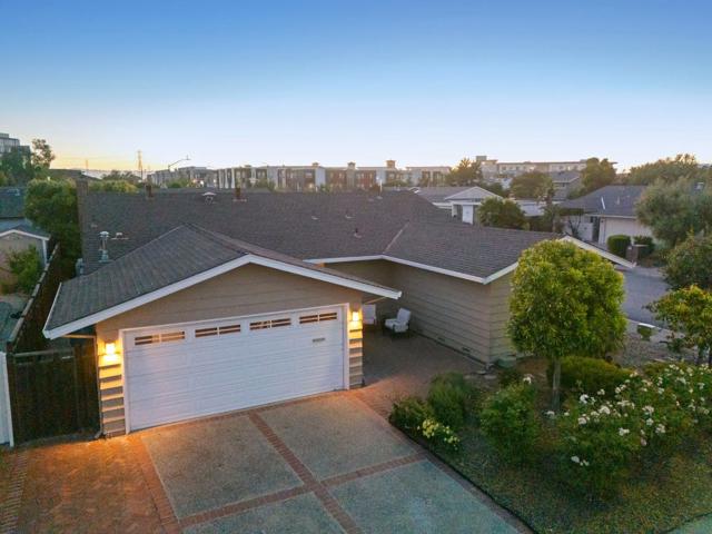 626 Harvester Drive, Foster City CA: https://media.crmls.org/mediaz/4bd6c1b6-92c1-4c30-87dd-86d535ce1bd7.jpg
