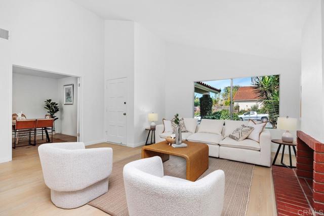 Detail Gallery Image 5 of 27 For 1549 Avenida De Las Adelsas, Encinitas,  CA 92024 - 4 Beds | 2 Baths