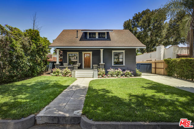 1022 N Marengo Avenue, Pasadena CA: https://media.crmls.org/mediaz/4bd7b7f9-55cb-49c9-9c59-45fa0e715c8c.jpg