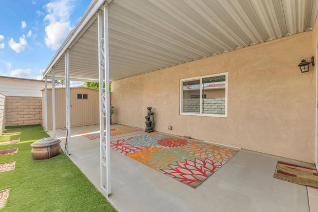 Image 27 of 58 For 74592 Nevada Circle