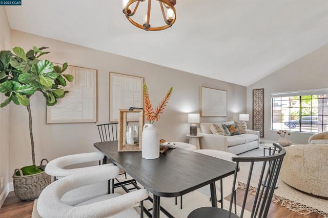 2329 Sweetwater Dr, Martinez CA: https://media.crmls.org/mediaz/4bd823a6-f0cb-4bfb-9d35-45ed00ad5407.jpg