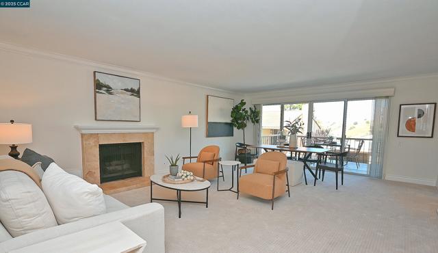 1805 Ptarmigan Dr, Walnut Creek CA: https://media.crmls.org/mediaz/4bd88135-11bd-49f0-b8c3-7ba561e688f8.jpg