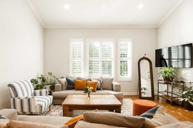 Detail Gallery Image 6 of 32 For 381 via Almansa, Encinitas,  CA 92024 - 5 Beds | 3 Baths