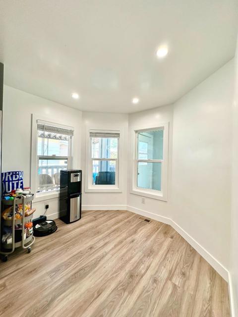 383 Chateau La Salle Drive, San Jose CA: https://media.crmls.org/mediaz/4bd9ff8a-50eb-4bc8-941c-98e9ab6c74b1.jpg