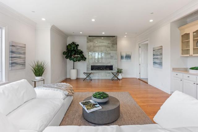 2496 Butternut Drive, Hillsborough CA: https://media.crmls.org/mediaz/4bdb76f1-0b5a-49cb-b2c1-73948a8d2174.jpg