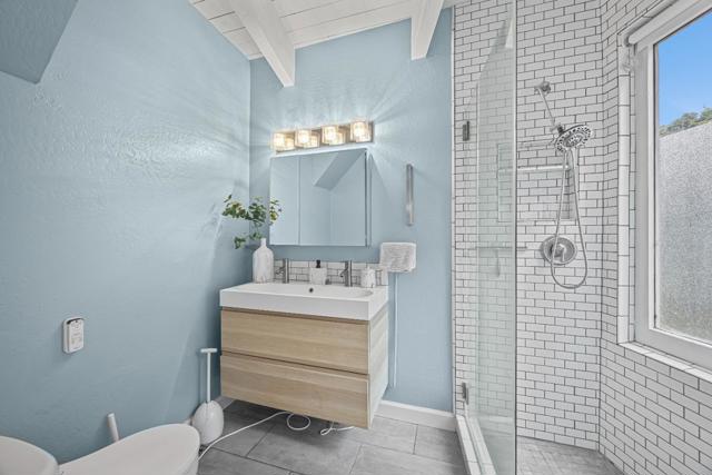 321 Valencia Road, Aptos CA: https://media.crmls.org/mediaz/4bdc4a09-9e62-4278-a77d-31fe95b0dae9.jpg