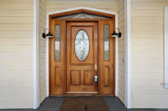 1101 York Dr., Vista CA: https://media.crmls.org/mediaz/4bdcd448-bc6f-4f0c-a556-e5f841b7dd01.jpg