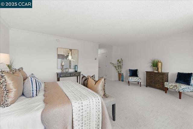 1256 Skycrest Dr, Walnut Creek CA: https://media.crmls.org/mediaz/4bdefc62-20b9-44ab-ba6a-9c29c7c769f1.jpg