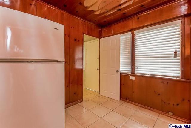 Detail Gallery Image 10 of 25 For 1890 Las Lunas St, Pasadena,  CA  - 3 Beds | 2 Baths