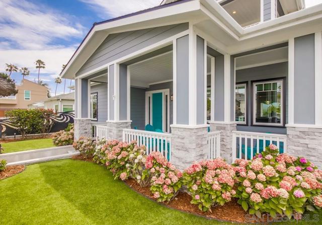 839 Reed Avenue, Pacific Beach (San Diego) CA: https://media.crmls.org/mediaz/4bdf9bfc-1b74-4184-9257-8e14fb8de53b.jpg