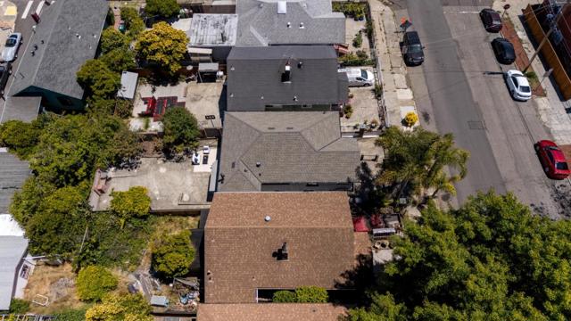 2036 E 20th Street, Oakland CA: https://media.crmls.org/mediaz/4be0d280-cea7-43bf-a44d-9dd1af906eb5.jpg