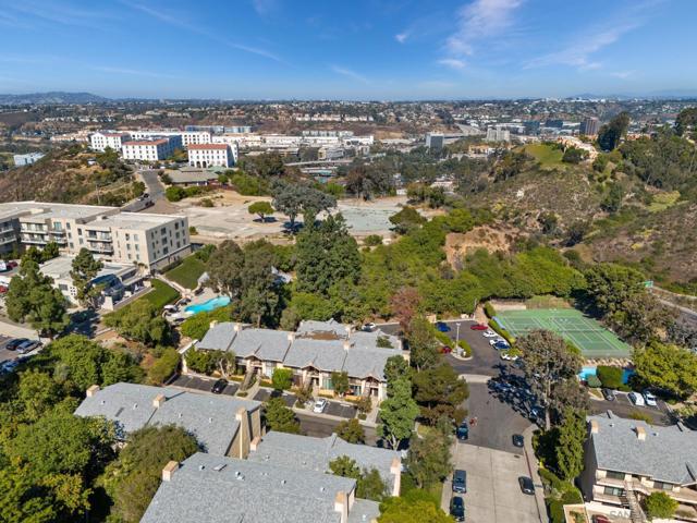 4266 5th Ave., San Diego, California 92103, 2 Bedrooms Bedrooms, ,2 BathroomsBathrooms,Condominium,For Sale,5th Ave.,250019946SD