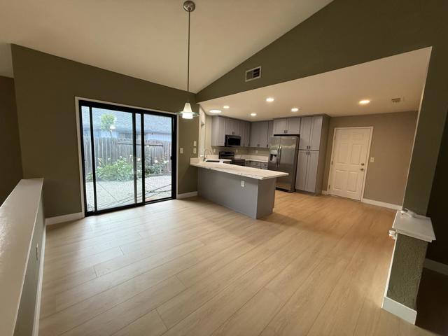 Image 8 of 38 For 1870 Azurite Way