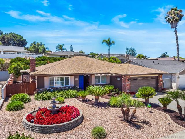 1261 La Mirada Ave, Escondido CA: https://media.crmls.org/mediaz/4be3cea3-ad23-41fe-bf78-eeab32aaa8b5.jpg