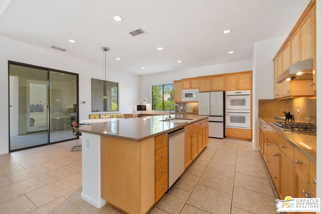 MLS #25601563PS image #19