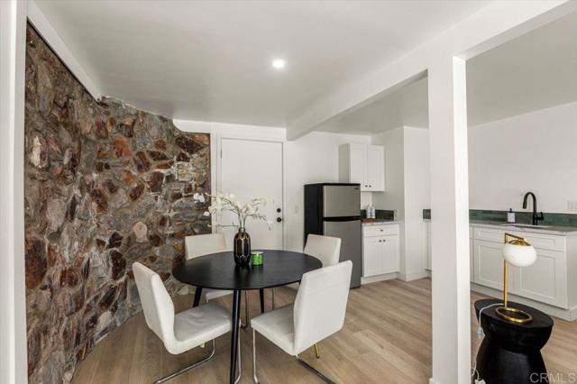 874 Hacienda Drive, El Cajon CA: https://media.crmls.org/mediaz/4be45b5e-5502-41dc-a517-82ab56e2db2a.jpg